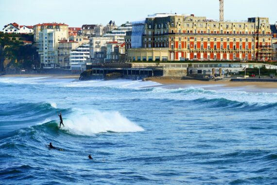 prenota una guida ad Biarritz