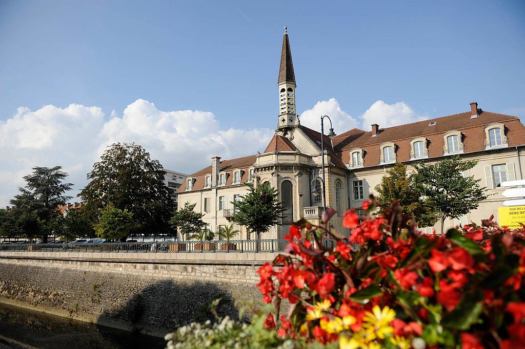 Vesoul prenota una guida ad vesoul
