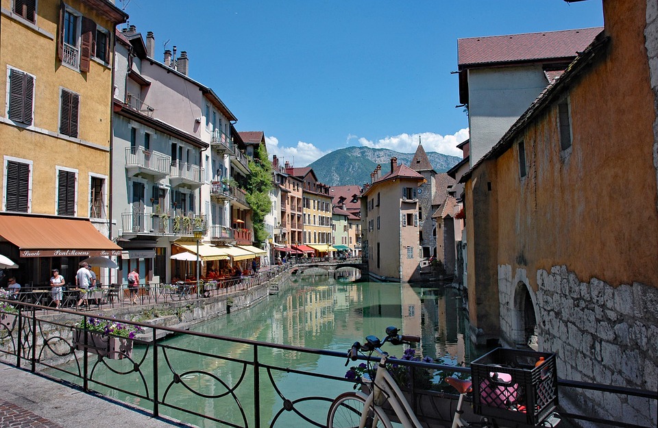 annecy prenota una guida ad annecy