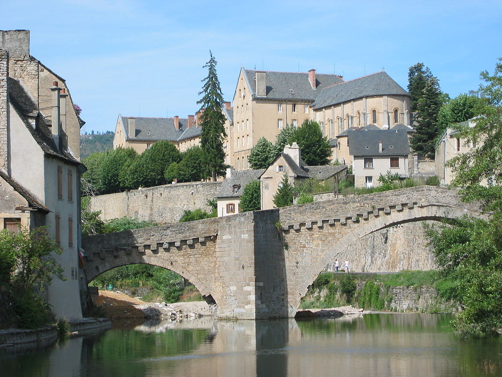 Guide Mende Visite de Mende, Guide Mende, Guide Lozère, Guide Conférencier Mende, Visiter Mende, Guide Occitanie