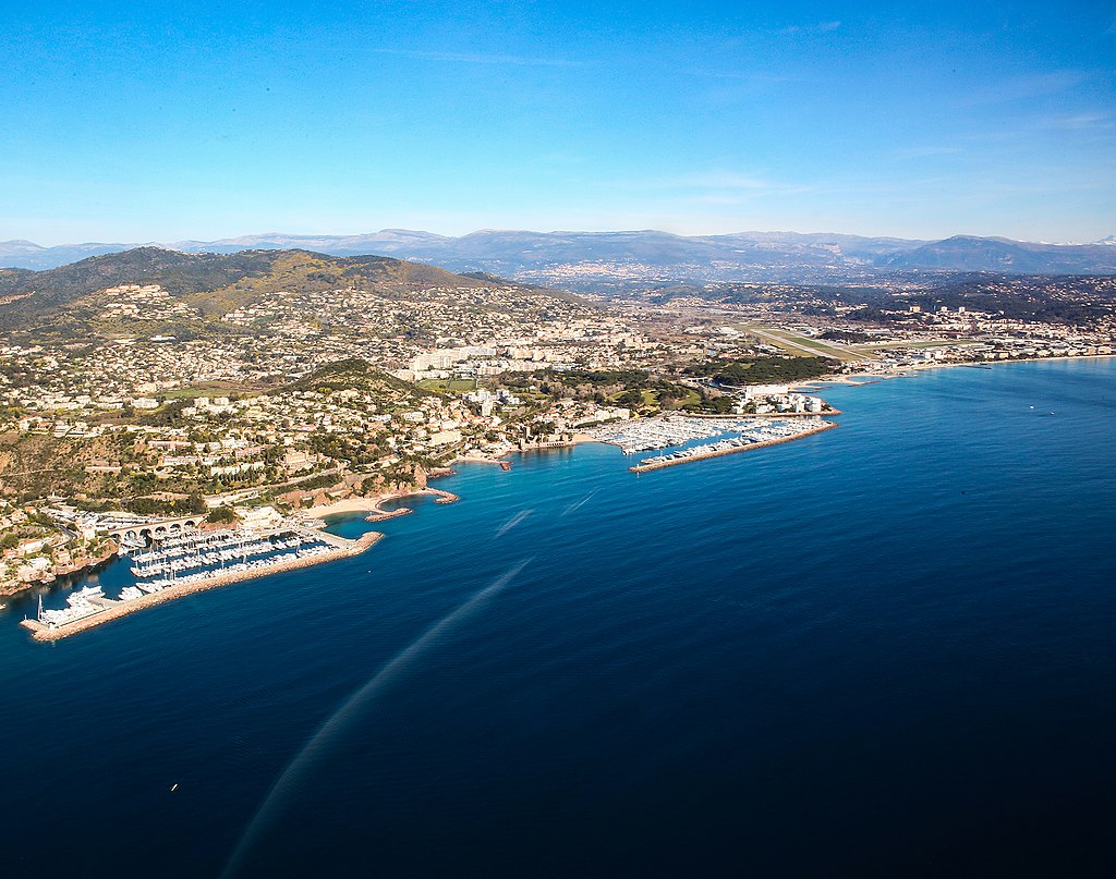 prenota una guida ad Mandelieu 