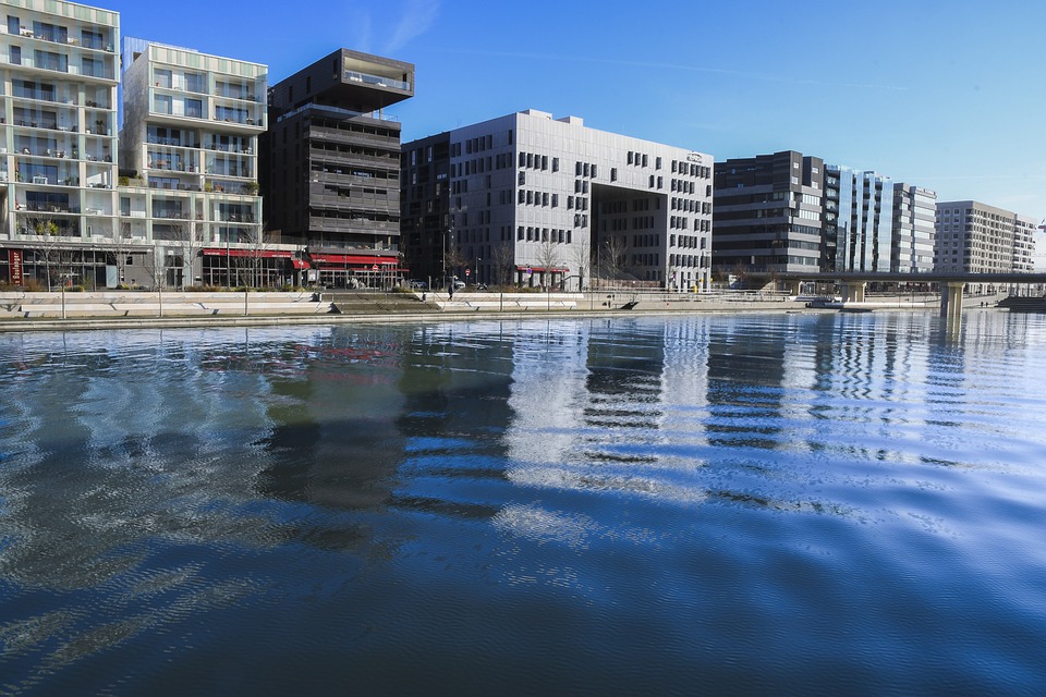 Lyon Confluence Pixabay